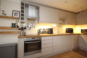 Photo 19- click for photo gallery